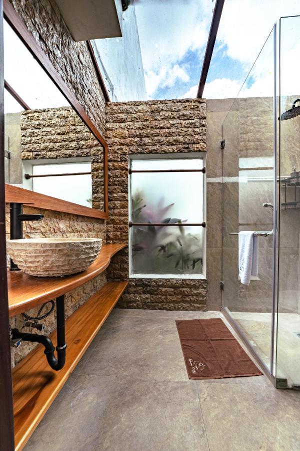 5 Bedroom Sultan Luxury Entertainment And Relaxation * Seminyak (Bali)