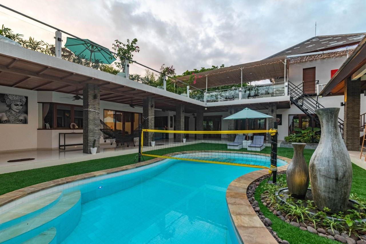Villa 5 Bedroom Sultan Luxury Entertainment And Relaxation